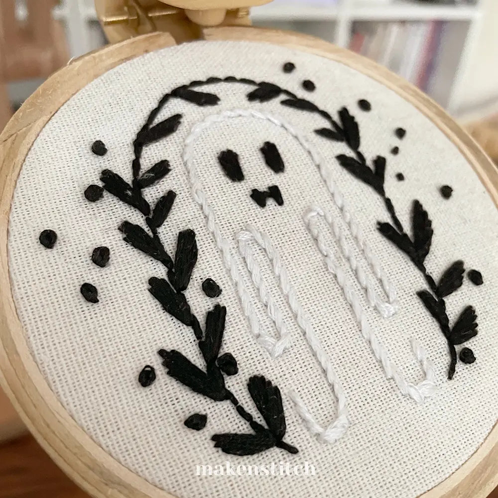 Simple Ghost Halloween Hand Embroidery Pattern